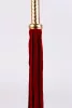 Flogger mit metallischem Leder-Griff und Wildleder-Tails Rot 18"