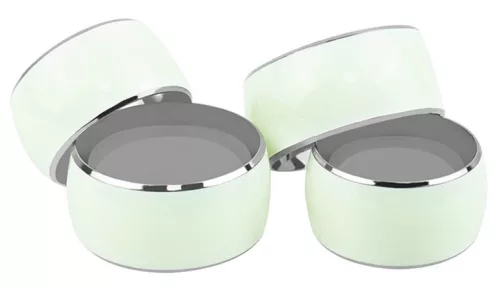 Fénylő bojtos gyűrű – elegáns és érzéki kiegészítő