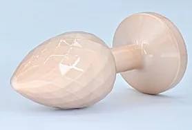 Ikonik Diamond Plug M – elegáns 7 cm-es intim kiegészítő