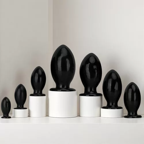Anál plug tojás alakú szívóalappal 8,5 cm közepes méret fekete